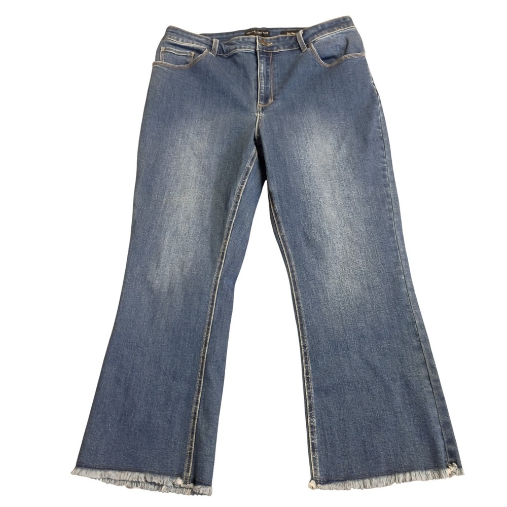 Susan Graver Cropped Flare Jeans Womens 10 Blue Frayed Hem Stretch Denim